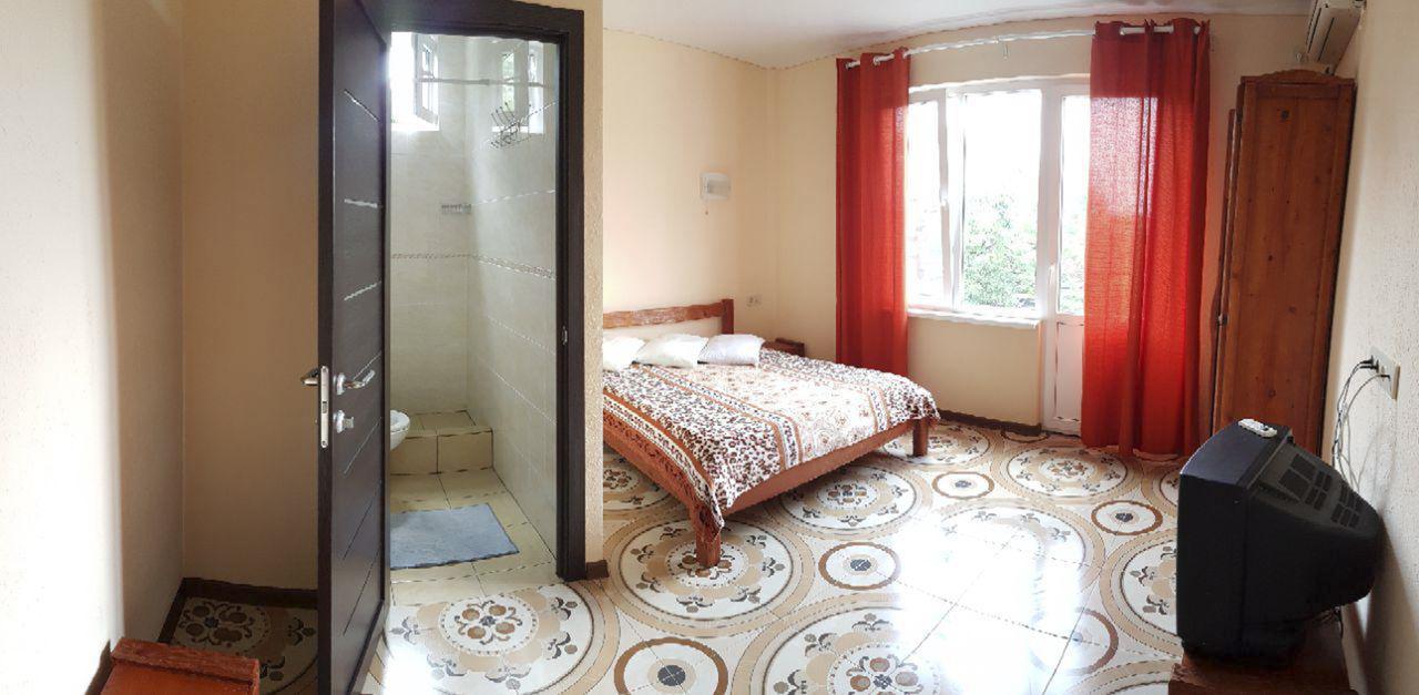 Guest House Harmony Pizunda Exterior photo